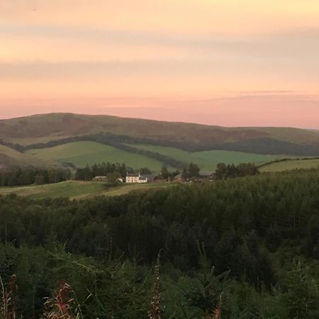 Ladyurd Farmhouse West Linton Dış mekan fotoğraf
