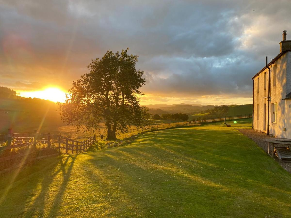 Ladyurd Farmhouse West Linton Dış mekan fotoğraf